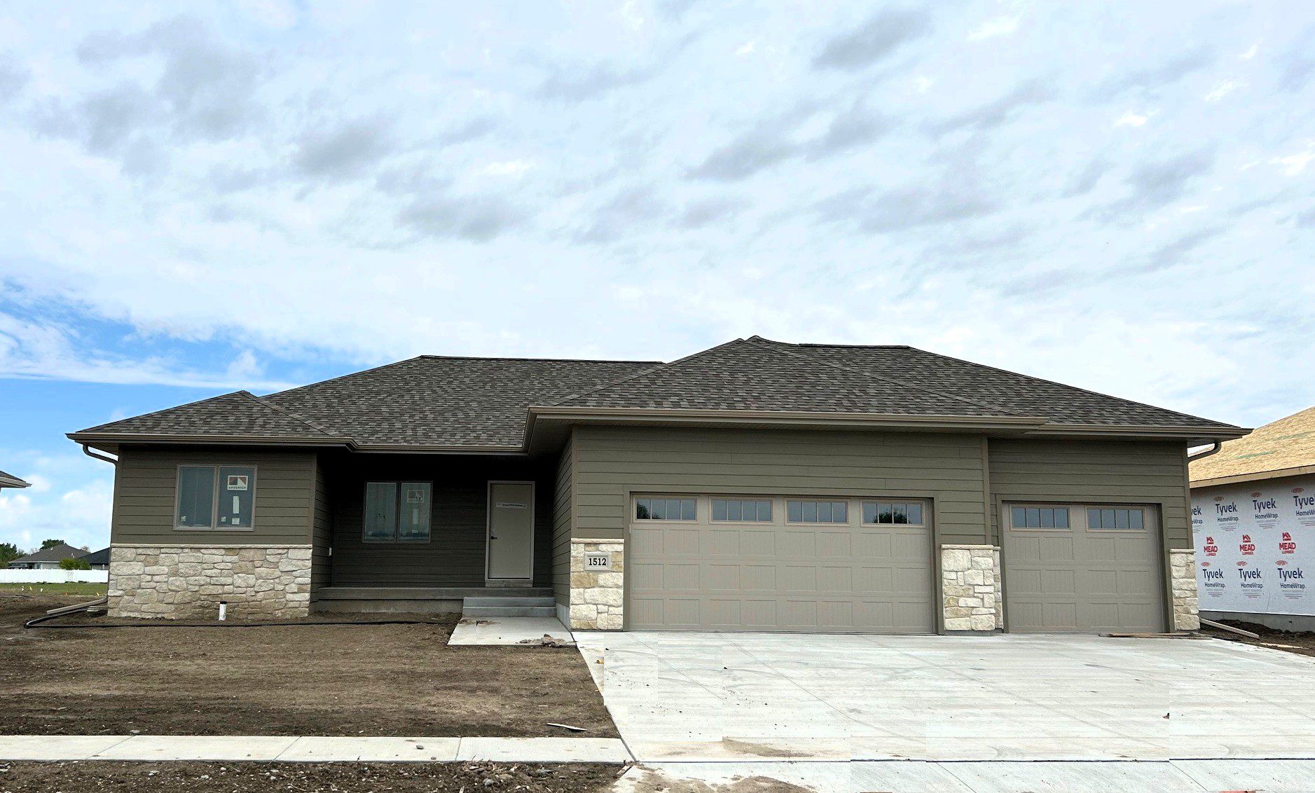 mls pic 1512 E 64th Street